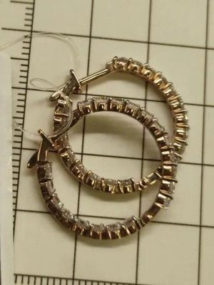 Серьги-кольца из красного золота с фианитами 6