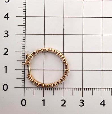 Серьги-кольца из красного золота с фианитами 5