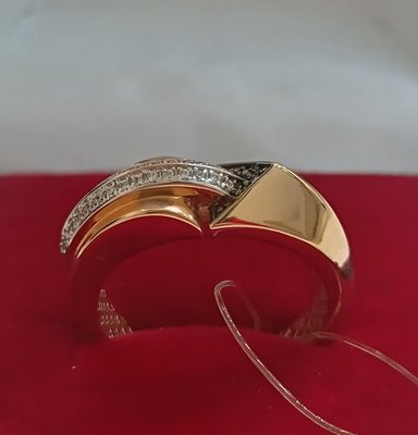 Кольцо из красного золота с фианитами 3