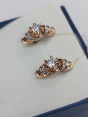 Серьги из красного золота с фианитами 3
