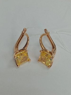Серьги из красного золота с бриллианитом 5