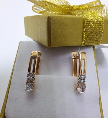 Серьги из красного золота с фианитами 3