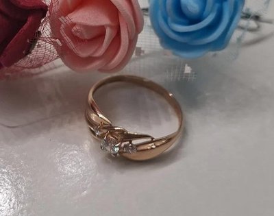 Кольцо из красного золота с фианитами 3