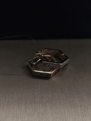 Серьги-кольца из красного золота с фианитами 4