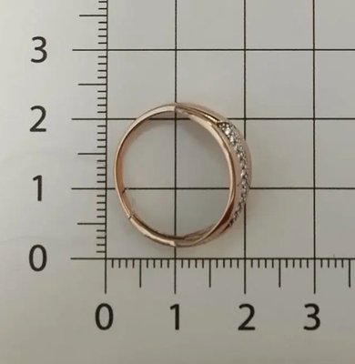 Кольцо из красного золота с фианитами 3