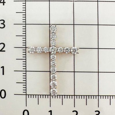 Крест из красного золота с бриллиантами 4