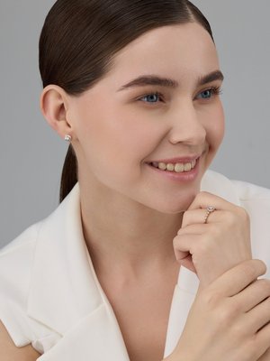 Серьги из красного золота с бриллиантами 3
