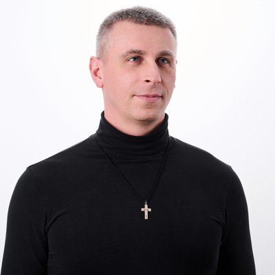 Крест из комбинированного золота 5