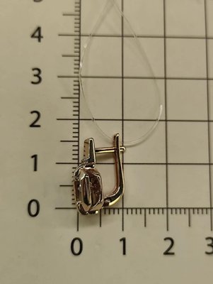 Серьги из красного золота с фианитами  5